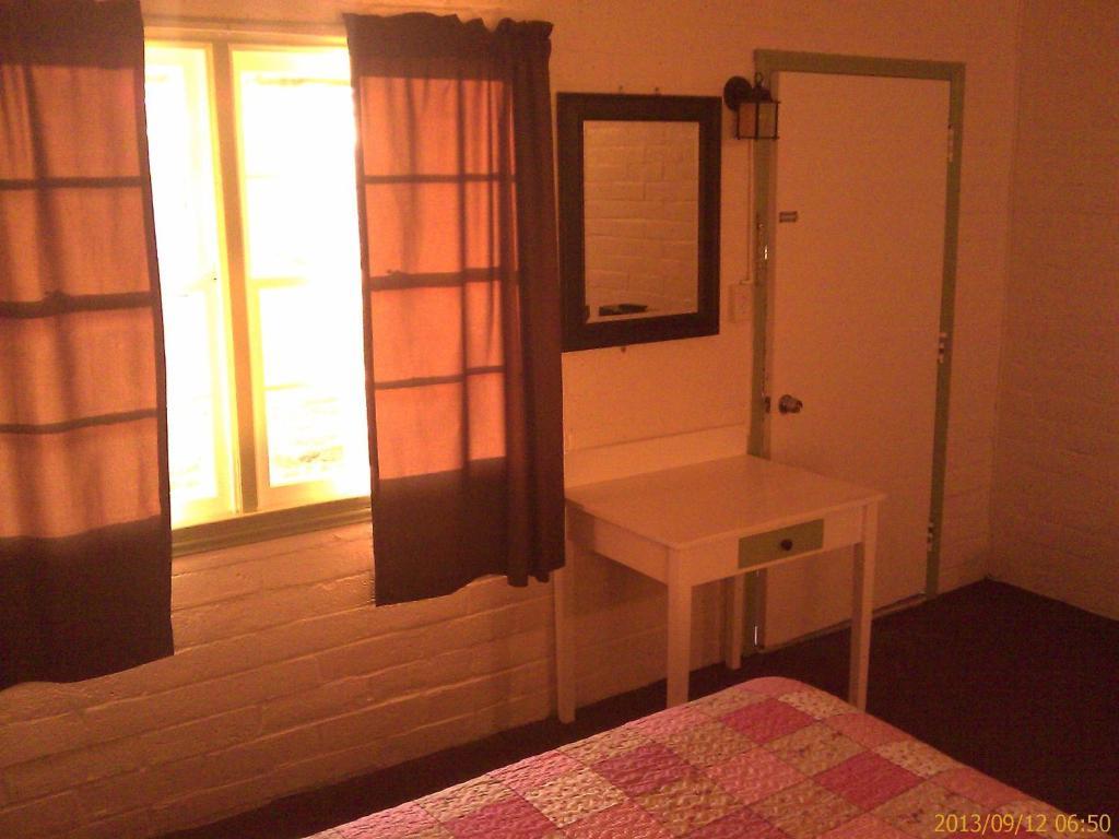 Ranch Motel Tehachapi Δωμάτιο φωτογραφία